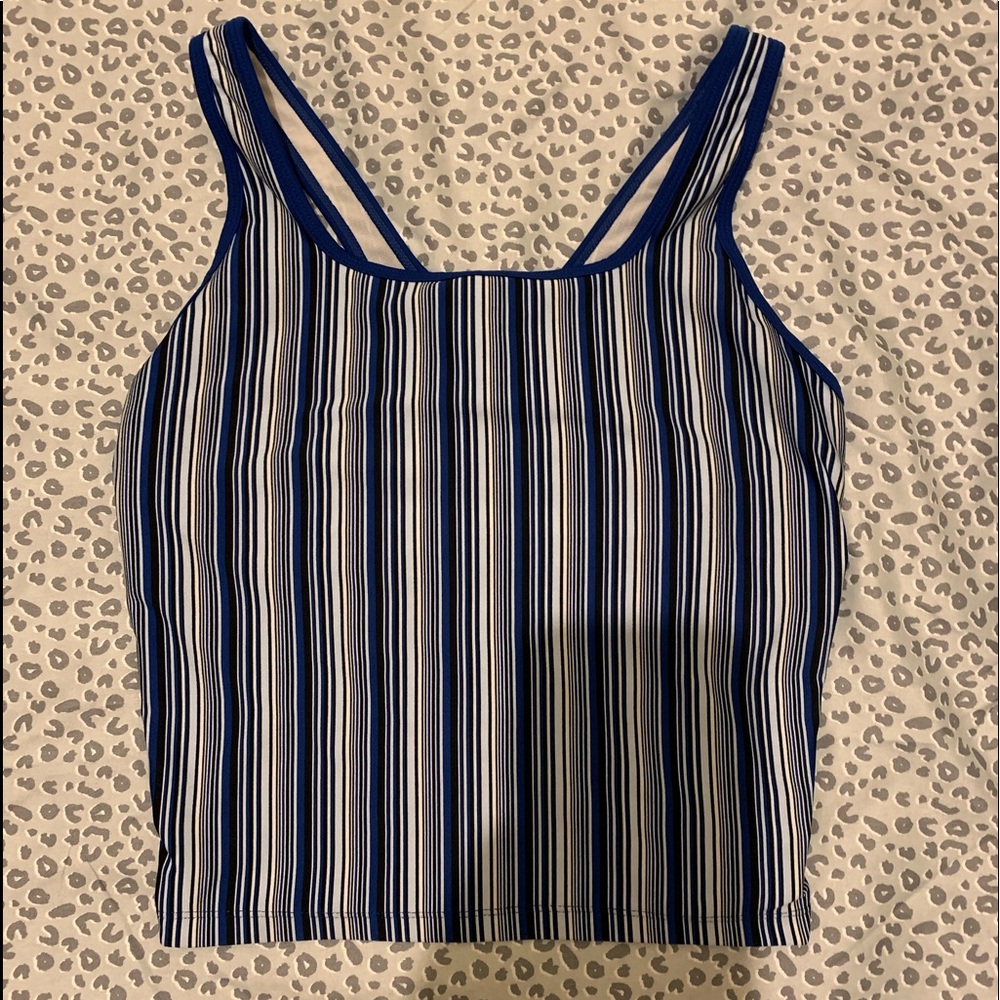 Women Nike Active Top Medium